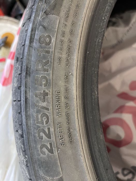 225/45/18 продам резину