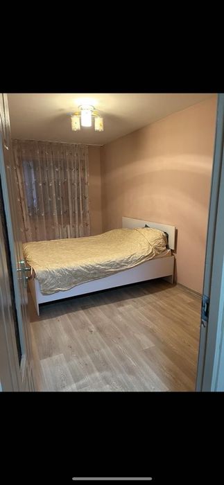 Двуспальная кровать