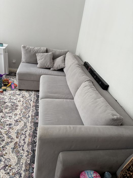 Продам диван угловой.