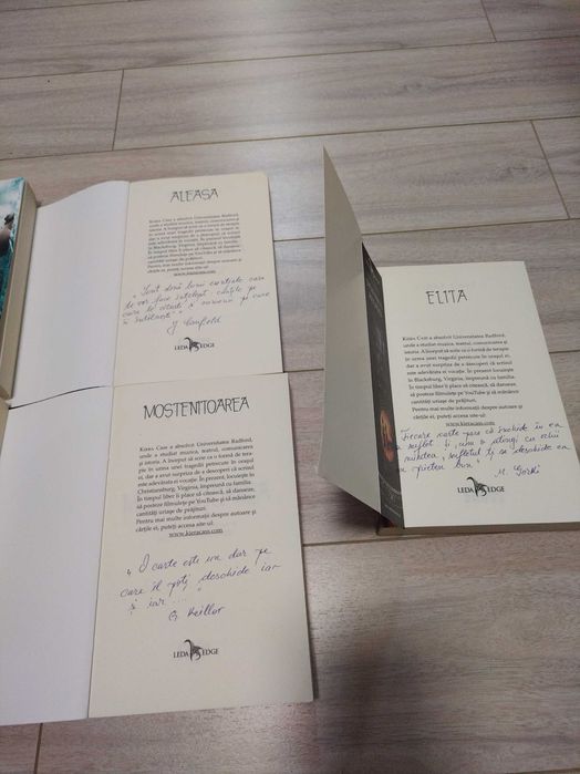 De vanzare 5 volume seria Alegerea de Kiera Cass