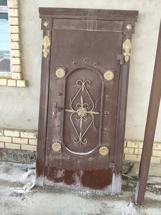 Продам железный дверь