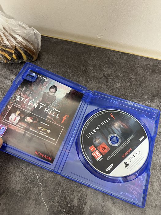 Продам Silent hill F PS5
