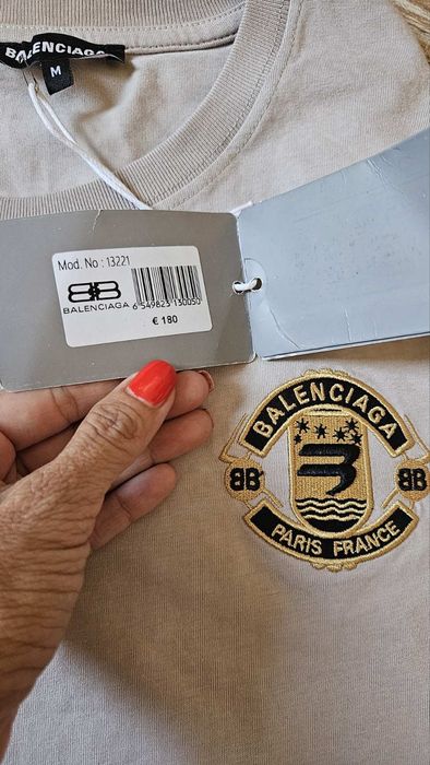 Нова Тениска Баленсиага