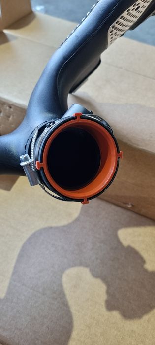 Tubulatura admisie aer Mercedes V6 euro 4 a6420908237