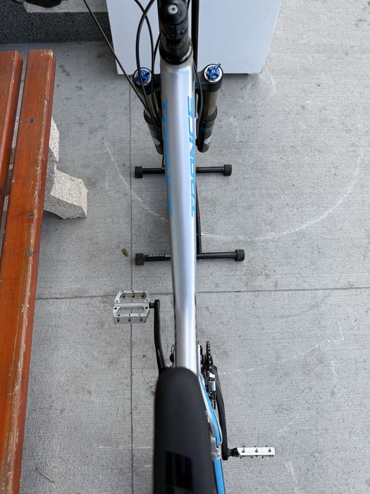 Планински велосипед Мекица GIANT TRANCE за скачане. 27.5/M