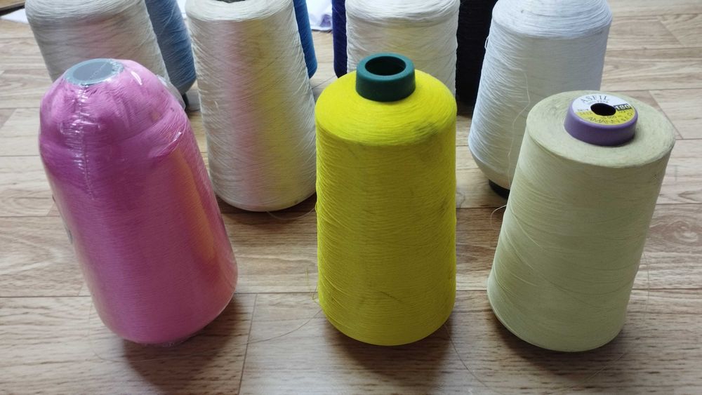 нитки для оверлока и распошивалки