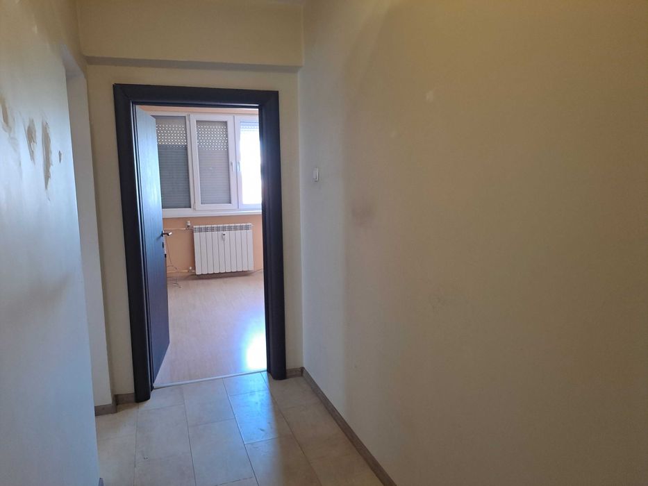 Продава се Тристаен апартамент в Плевен, Широк център - 75 кв.м за 1180 €/кв.м - Снимка #10