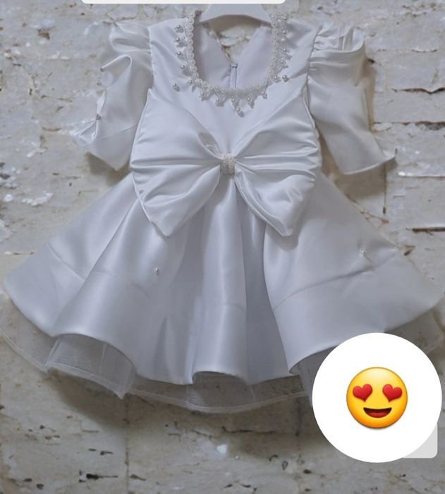 Прокатқа қыздар көйлегі беріледі