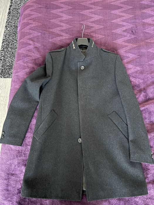 Мъжко палто Zara