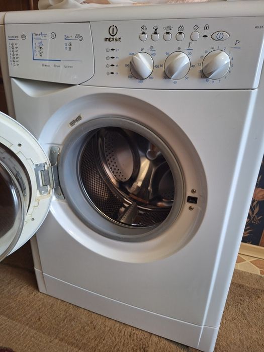 Продам  стиральную машину