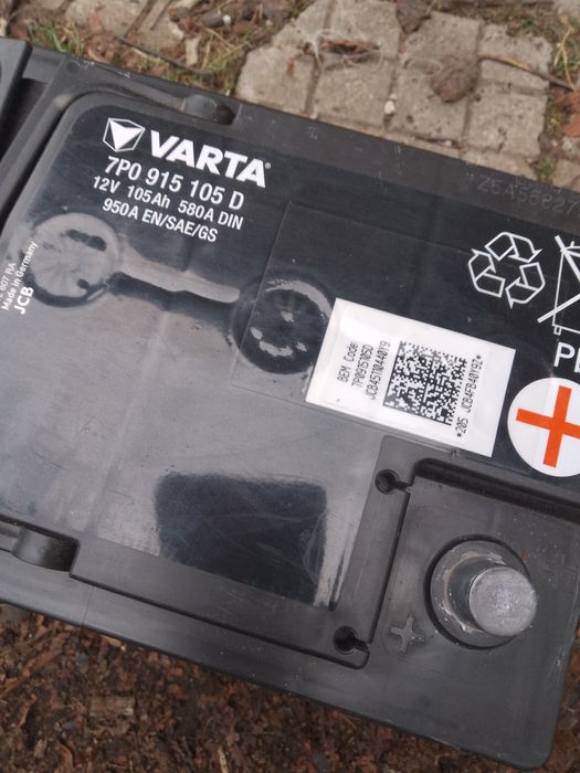 Акомулатор Varta AGM 105ah