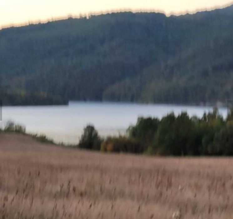 Парцел с голяма постройка в село Яковци