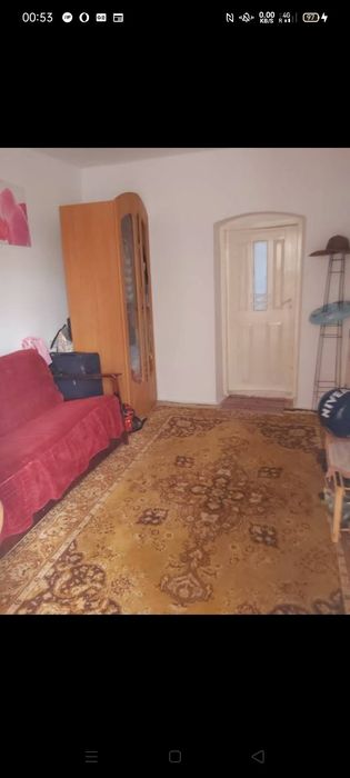 Închiriez sau vând casă plus teren