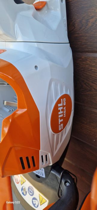 Stihl foarfeca de tuns gard viu pe acumulator