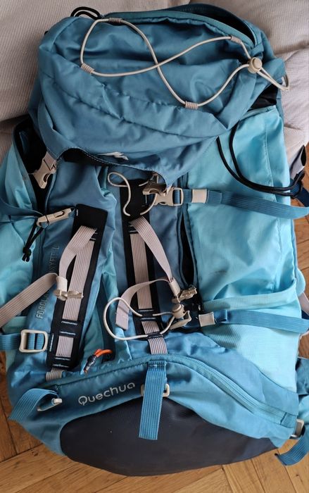 Дамска раница за преход