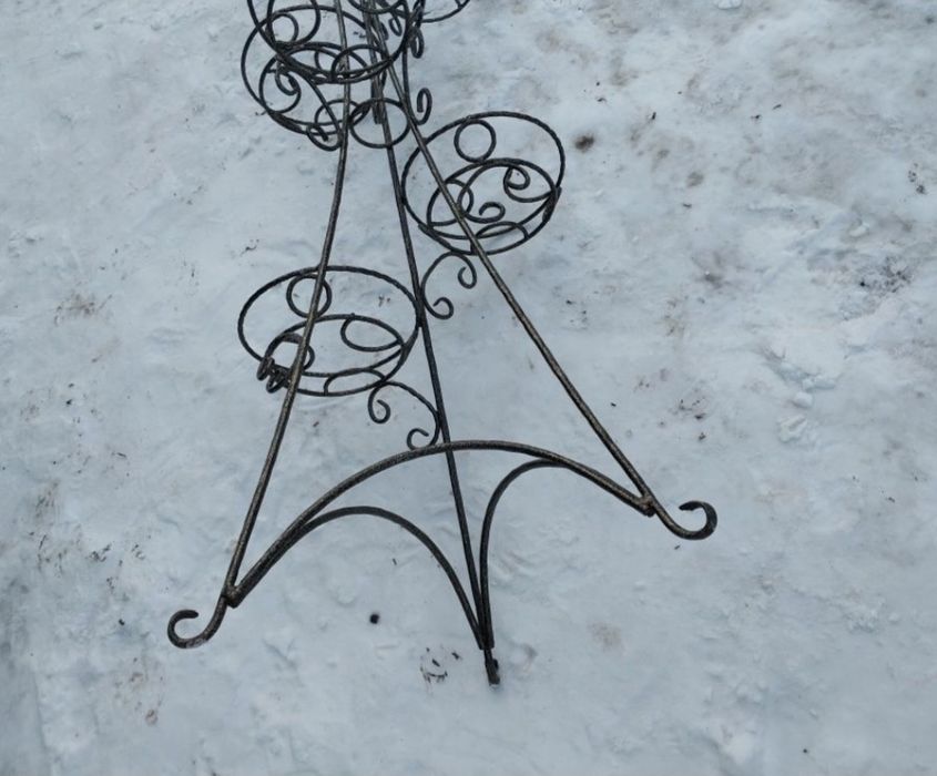 Цветочник. Подставка для цветов.