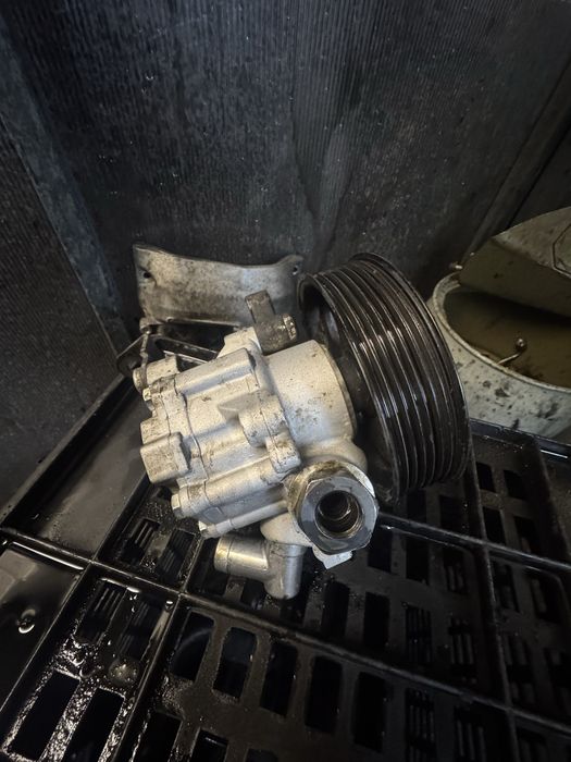 Хидравлична помпа за Mercedes GLK 350 CDI OM 642 мотор 231к.с