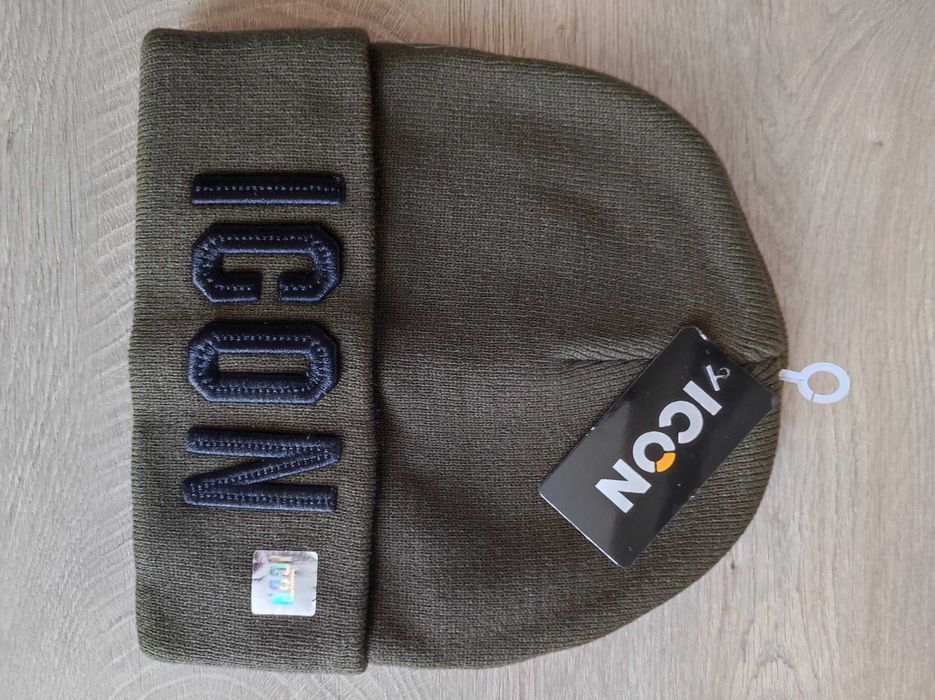 Зимна шапка ICON