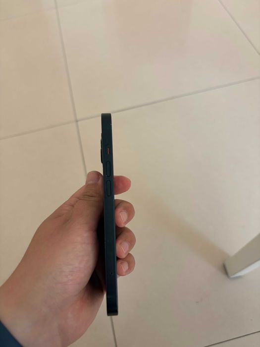 iPhone 13 Midnight 128 GB