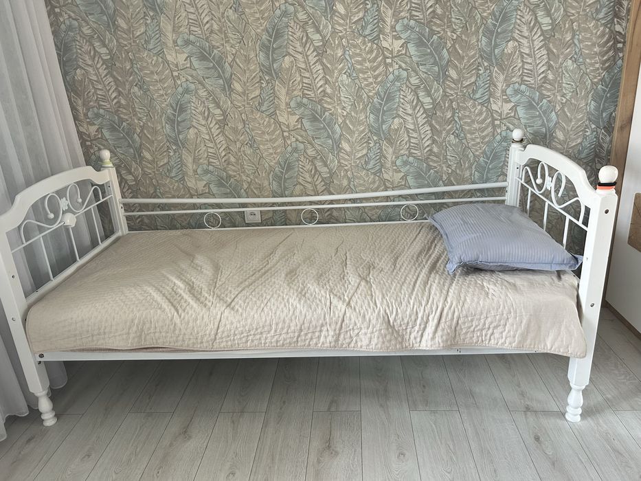 Однометсная кровать 90*2000 см