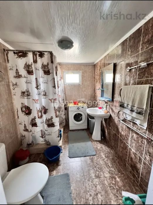 Продам дом  у подножия горы