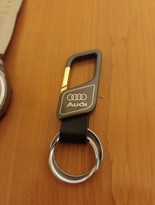 Часовник на Ауди и ключодържател