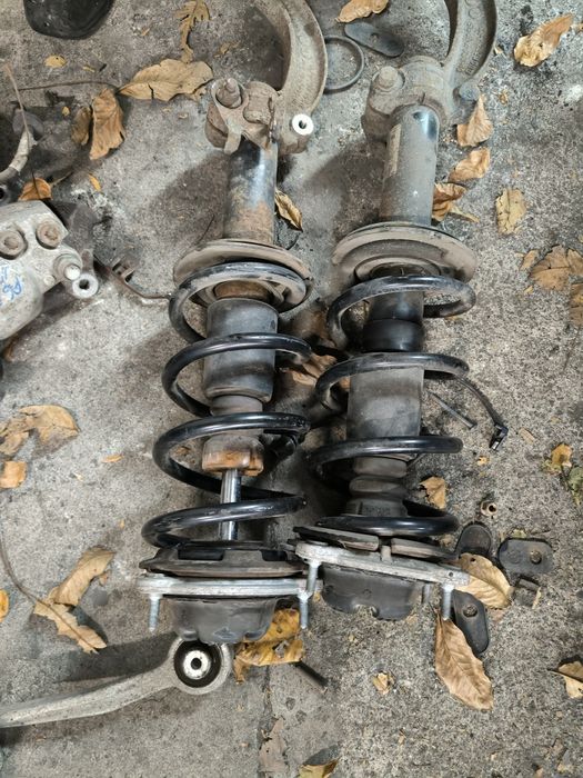 Предни амортисьори за Audi A6 C7