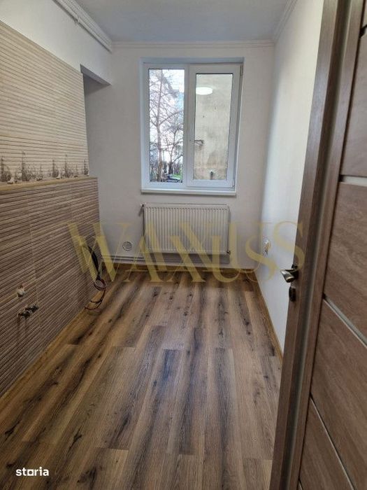 Apartament 3 camere decomandate, strada Horea