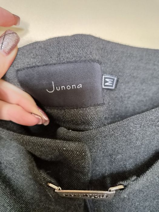 Дамски дънки на hm и вълнен панталон на junona