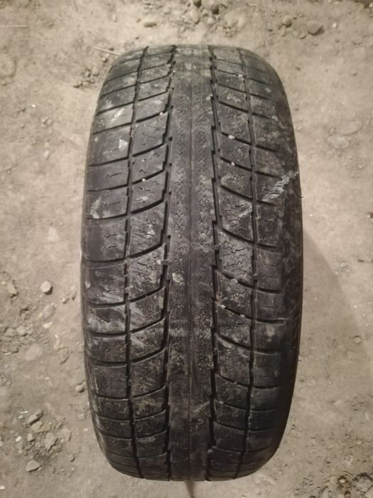 Зимние шины 2 шт 215/60 R16   TRIANGLE