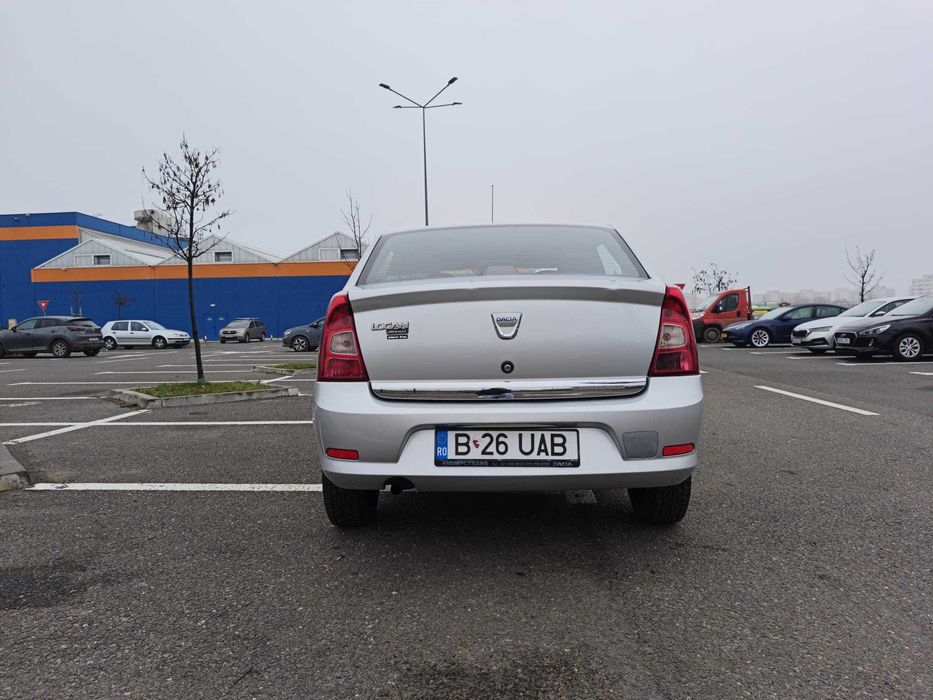 Vand Dacia Logan