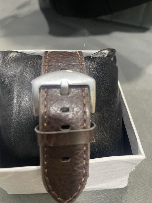 Мъжки кафяв часовник