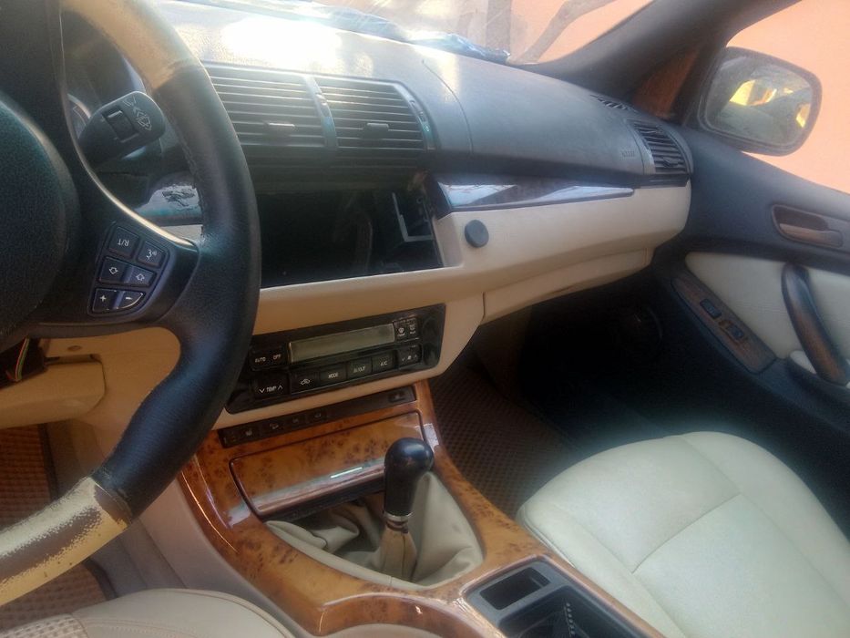 Корейский сео переделанный на BMW X5