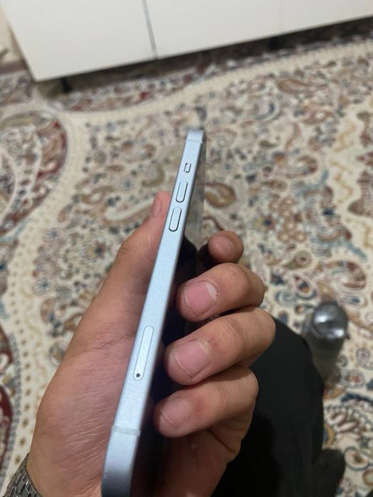 iPhone 15 128гб белый