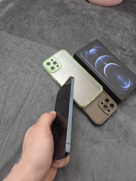 Vand/schimb iphone 12 pro max, 256gb