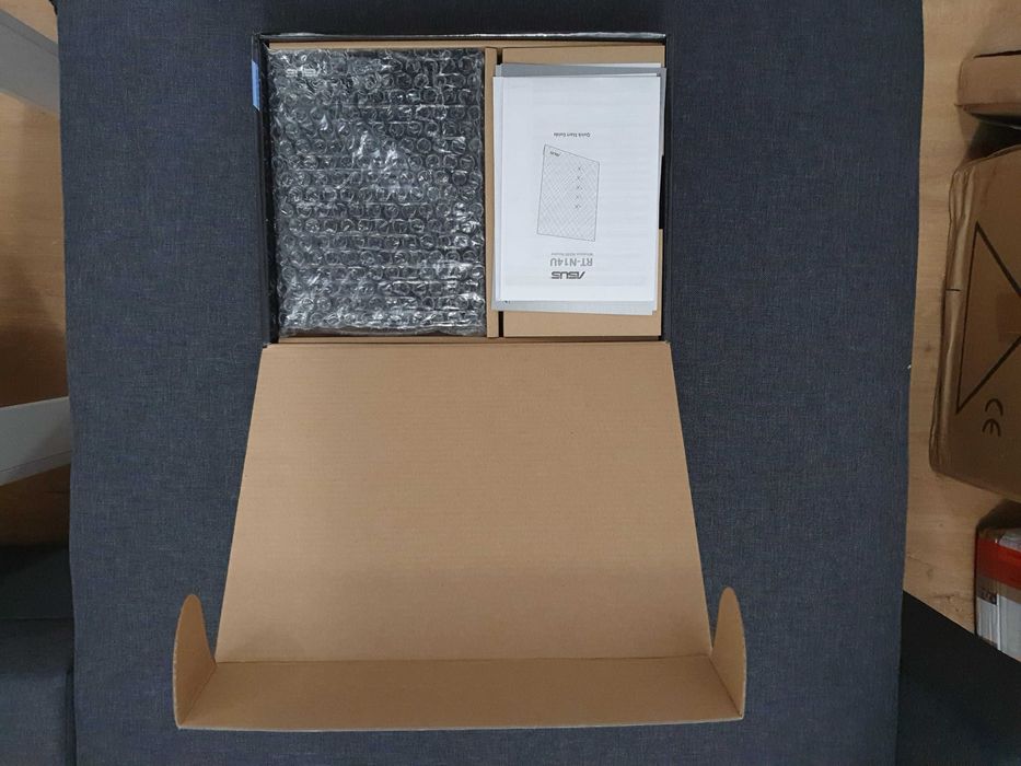 Wi-Fi Router ASUS RT-N14U 300Mbps s USB порт