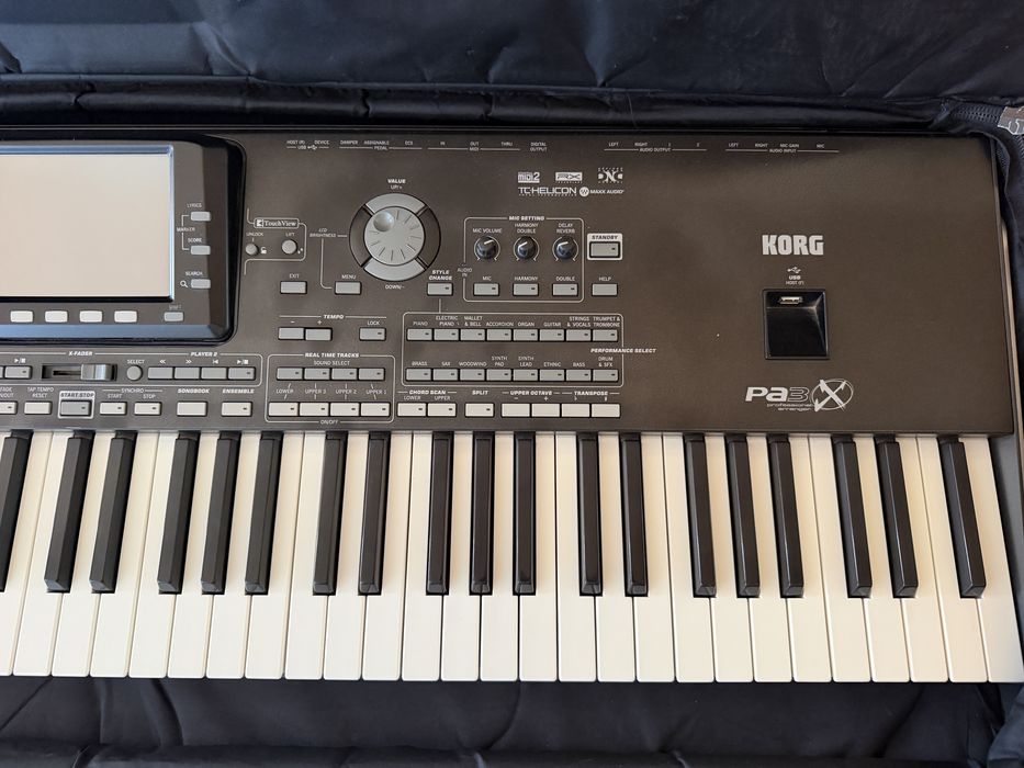 Korg pa3X-76 functioneaza 10/10