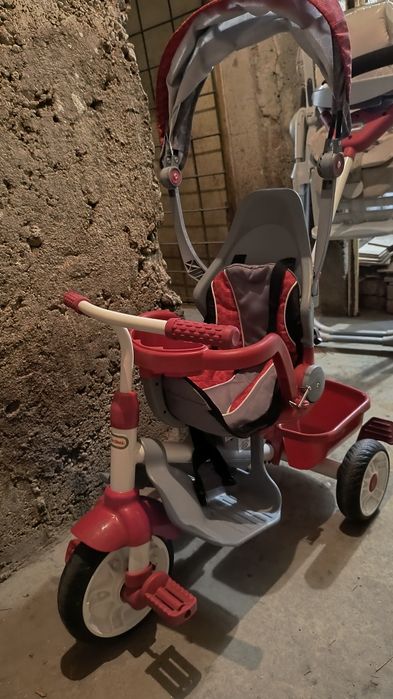 Tricicleta pentru copii