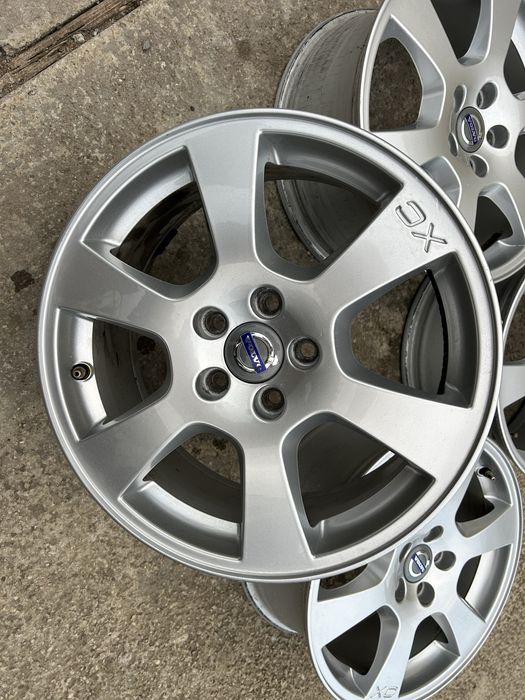 5х108 17 ски оргинални volvo