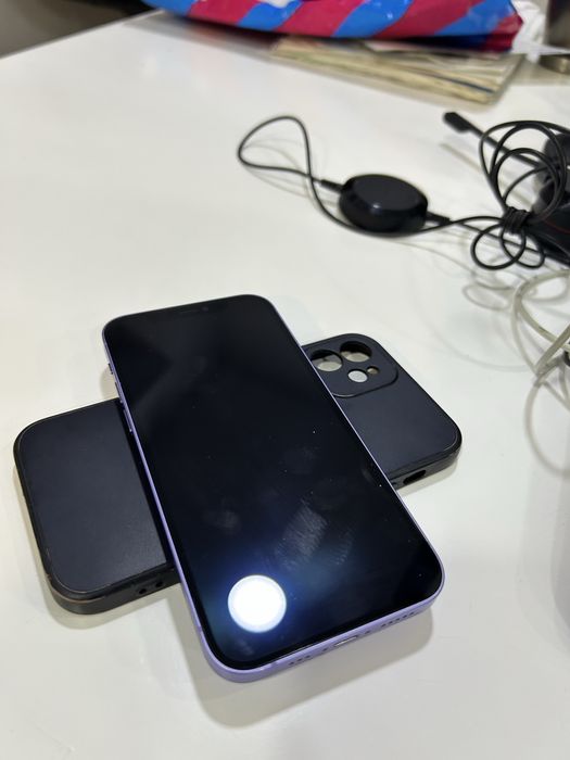 Продам Iphone 12 128Gb