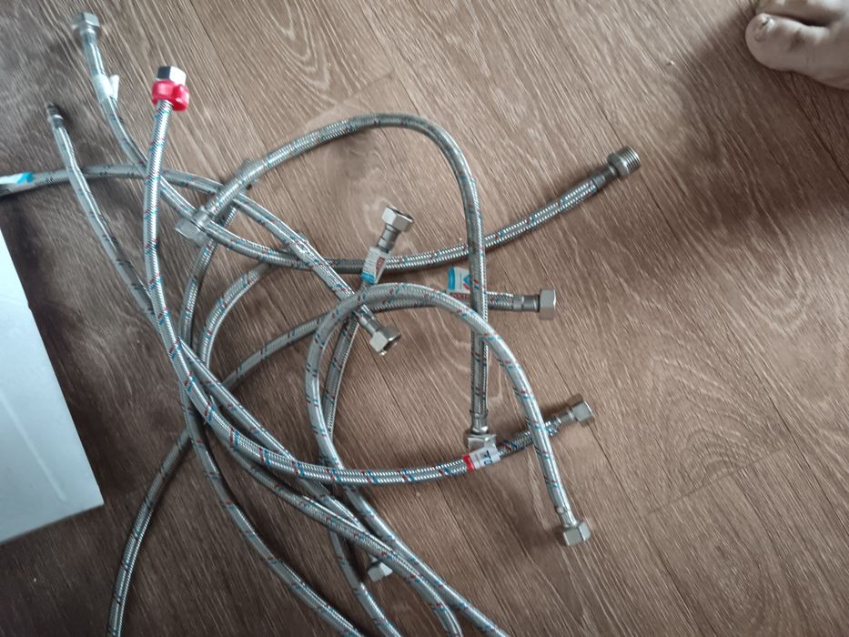 Анкерные болты новые