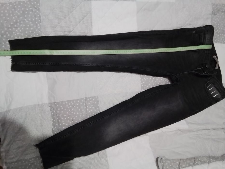 Blugi Zara negri, dama mărime 36