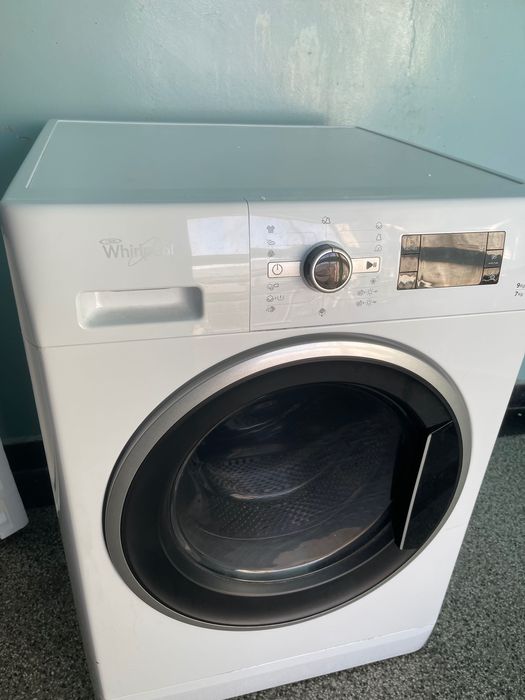 Продавам пералня + сушилня Whirlpool