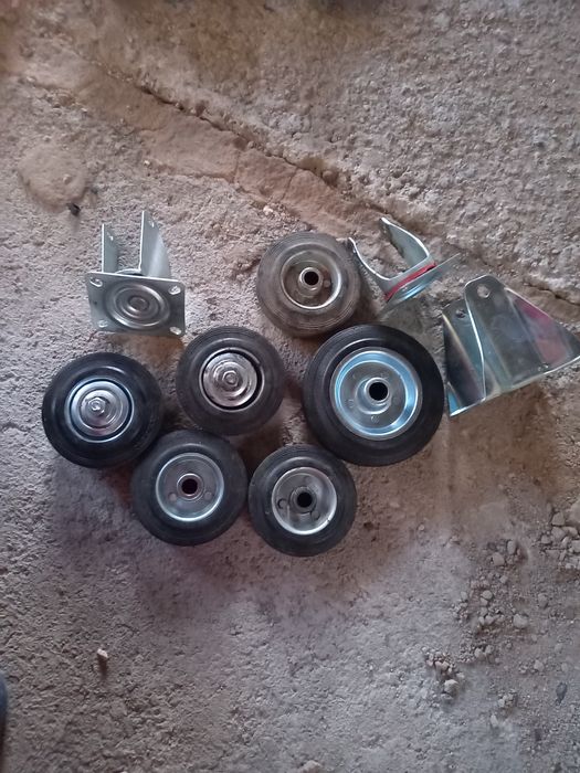 Колеса для тачки или тележки