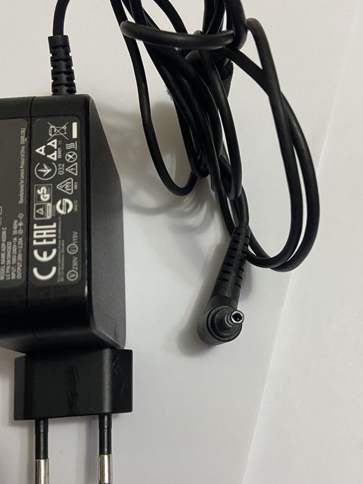 Incarcator laptop lenovo model adp-45dw c 20v 2,25A 45W mufa 4 x1,7 mm