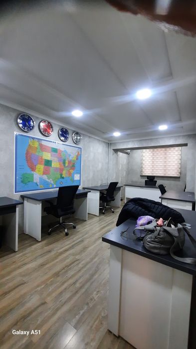 Срочно сдаётся под офис квартира на Ц-5  3/1/4