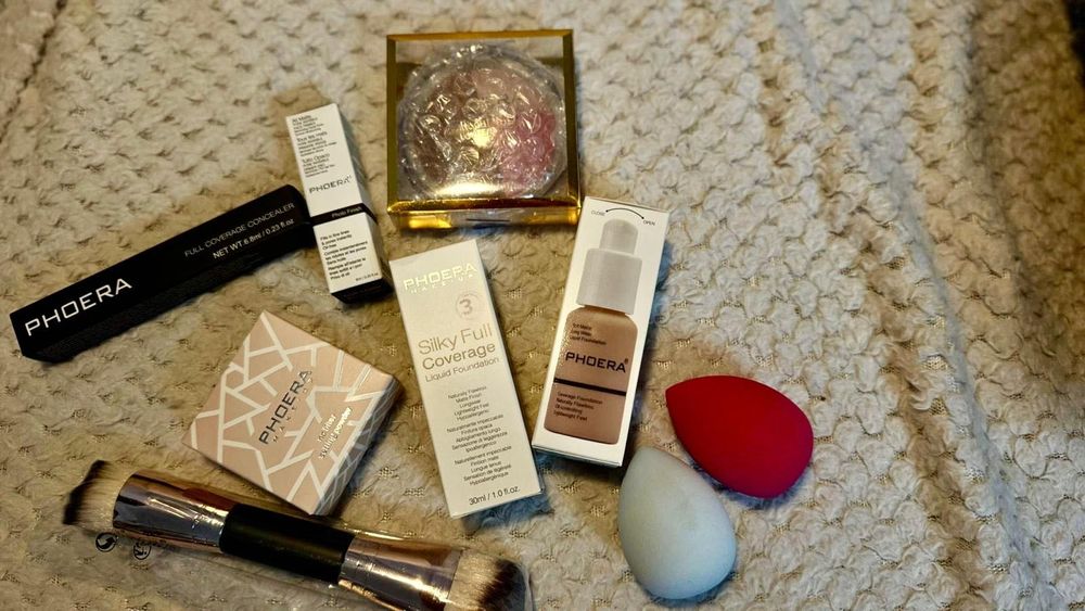 Set produse cosmetice Phoera