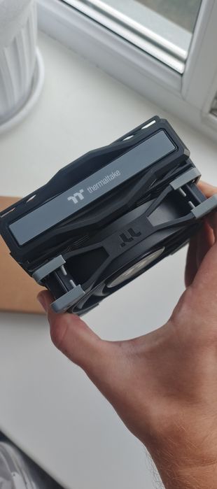 Продам башню Thermaltake TOUGHAIR 310.