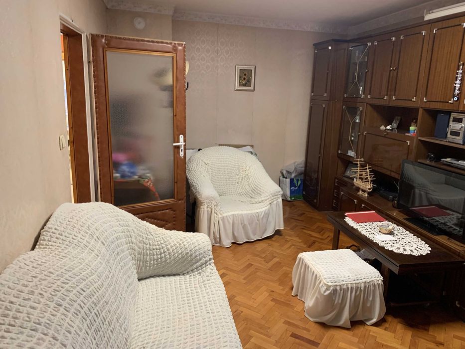 Продава се Тристаен апартамент в Плевен, Сторгозия - 74 кв.м за 1257 €/кв.м - Снимка #7