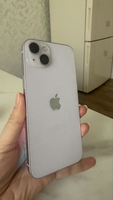 Продам Айфон 14 plus в отличном состоянии.